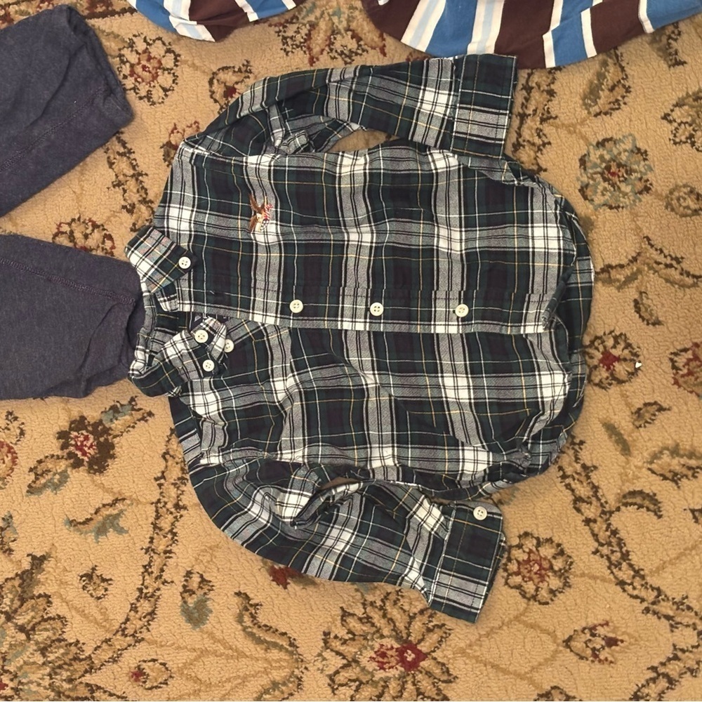 Baby Clothing Set with Stripes and Plaid lot of 8 sizes ranging from 6-12 months - Picture 2 of 13